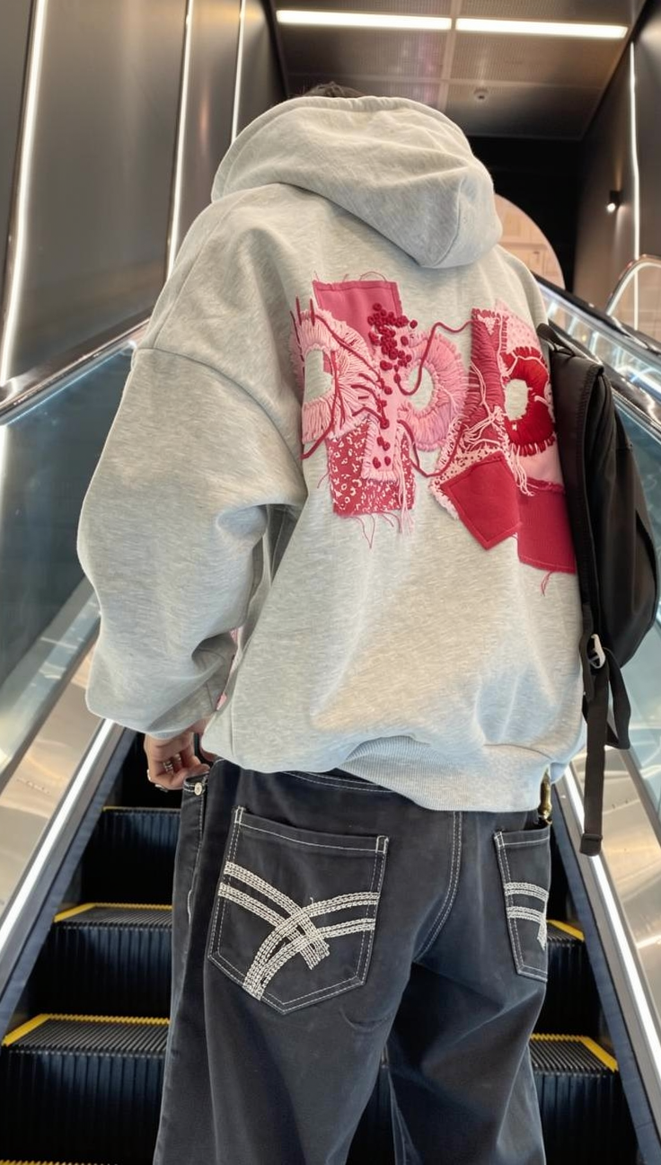 COTTAGE CRANBERRY HOODIE